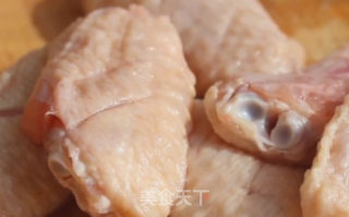 烤鸡翅的做法步骤：1