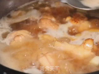 焖鸡翅根的做法步骤：4