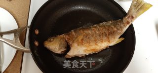 彩豆酱烧黄鱼的做法步骤：6