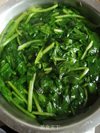 糖醋菠菜的做法步骤：3