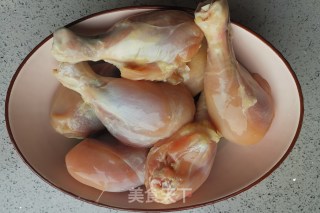 红烧鸡腿的做法步骤：1