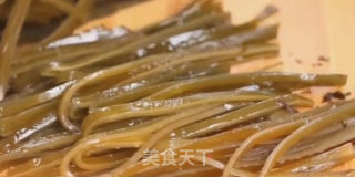凉拌海带丝的做法步骤：1