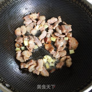 毛豆烧肉的做法步骤：2
