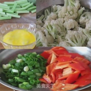炒花菜的做法步骤：1
