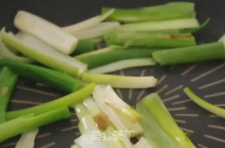 葱香豆腐的做法步骤：3