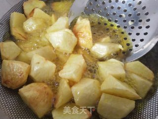孜然味炸香肠土豆的做法步骤：5