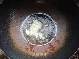 番茄巴沙鱼面的做法步骤：2