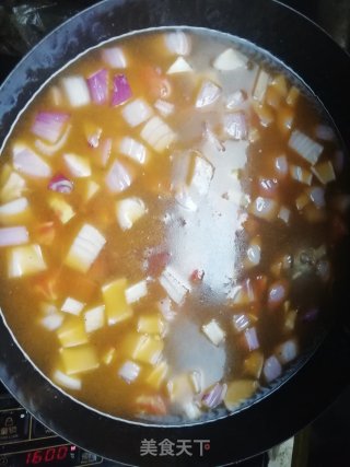 番茄巴沙鱼面的做法步骤：4