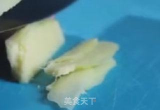 糖醋鸡中翅的做法步骤：2