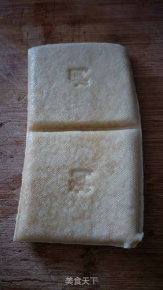 白干烧肉的做法步骤：1