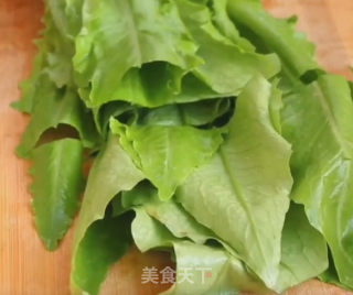 蒜香油麦菜的做法步骤：1