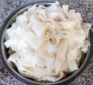 #面食#牛筋肉土豆胡萝卜面的做法步骤：6