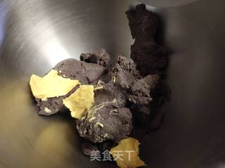 芝麻粉杏仁面包的做法步骤：3