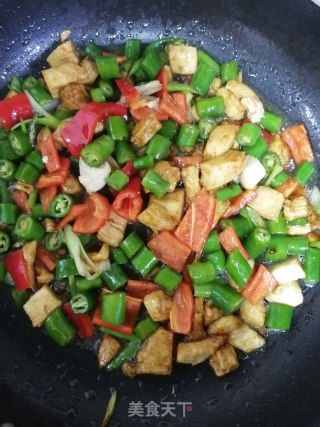 麻辣鸡丁的做法步骤：6