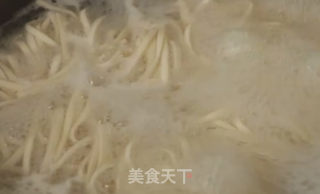 早餐清汤面的做法步骤：2
