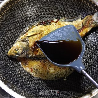 糖醋鱼的做法步骤：4