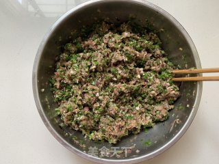 入伏饺子：猪肉茄子馅饺子的做法步骤：5