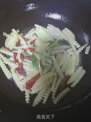 豇豆炒琅琊土豆条的做法步骤：6