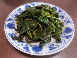 凉拌荆芥的做法步骤：5