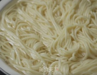 凉拌面的做法步骤：4