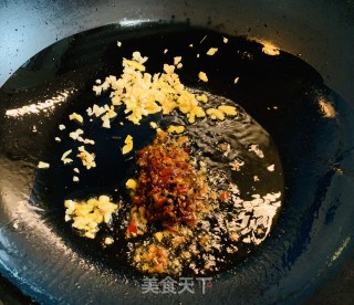 火麻仁木耳菜杆炒三丁的做法步骤：2