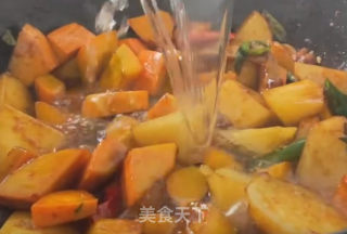 南瓜焖土豆的做法步骤：5