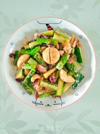 鱼饼沙拉的做法步骤：5