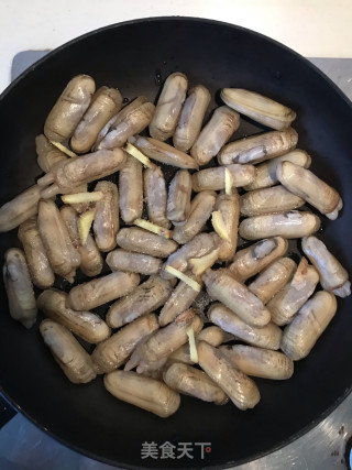 炒蛏子的做法步骤：2