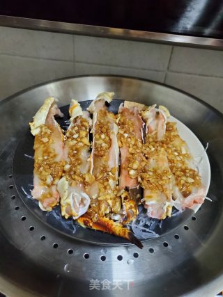 蒜蓉蟹棒蒸粉丝的做法步骤：6