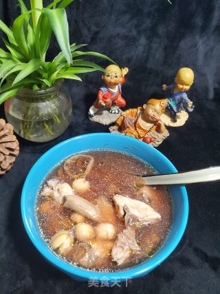 红菇鲜莲子鸡汤的做法步骤：7