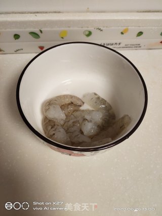 丝瓜蒸虾仁的做法步骤：4