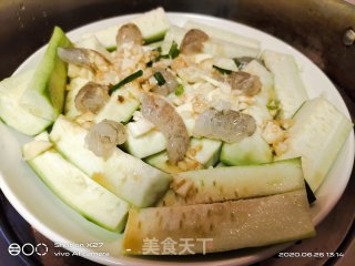 丝瓜蒸虾仁的做法步骤：8