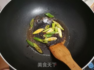 土豆烧排骨的做法步骤：2