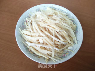酸菜杏鲍菇的做法步骤：2