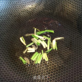 香葱蚝油杏鲍菇的做法步骤：2