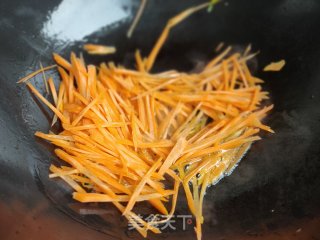 酸爽三丝的做法步骤：2