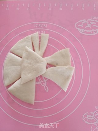网红蝴蝶结面包（附三种做法）的做法步骤：25