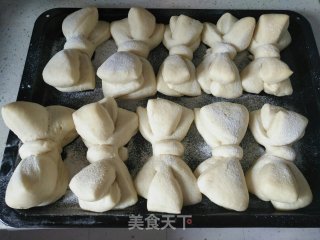 网红蝴蝶结面包（附三种做法）的做法步骤：33