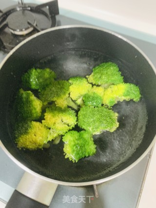 元宝鸡蛋的做法步骤：4