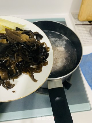 瘦肉汤的做法步骤：4