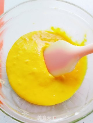 抹茶波点蛋糕卷的做法步骤：4
