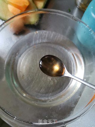 自制黄桃罐头的做法步骤：4