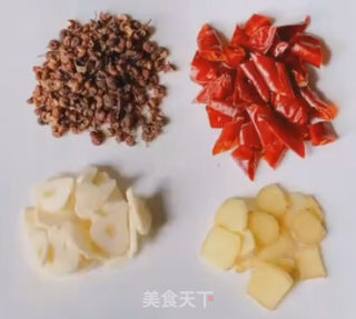 香辣鹌鹑蛋的做法步骤：3