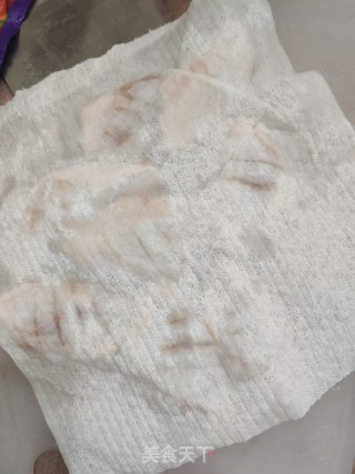 电饭煲奥尔良鸡翅玉米鸡蛋的做法步骤：4