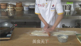 正宗茴香油条的做法的做法步骤：11