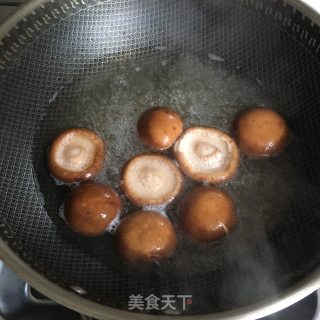 肉末炒三丁的做法步骤：1