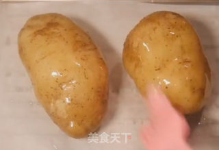 芝士焗土豆的做法步骤：2