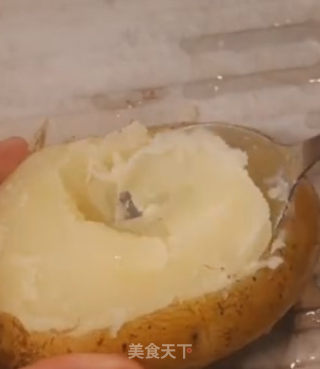 芝士焗土豆的做法步骤：3