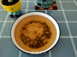 冰糖绿豆百合汤的做法步骤：7