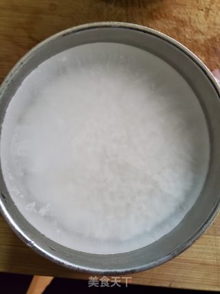 芋头猪肉粥的做法步骤：3